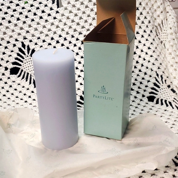 PartyLite Accents Partylite Pillar Candle Hyacinth And Grapefruit